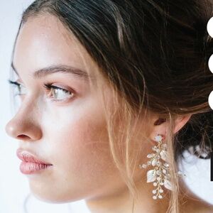 Untamed Petals Tatum Earrings